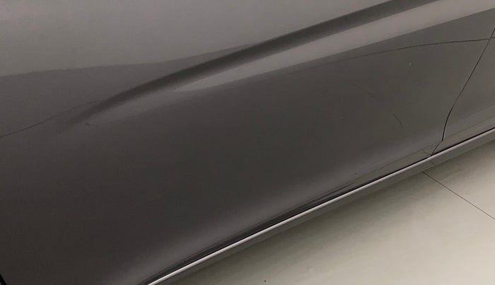 2021 Honda City 1.5L I-VTEC V MT 4TH GEN, Petrol, Manual, 27,377 km, Front passenger door - Slightly dented