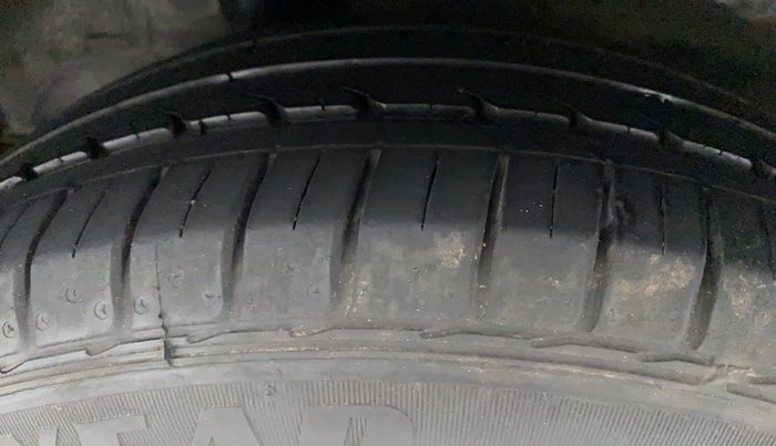 2021 Honda City 1.5L I-VTEC V MT 4TH GEN, Petrol, Manual, 27,377 km, Right Rear Tyre Tread