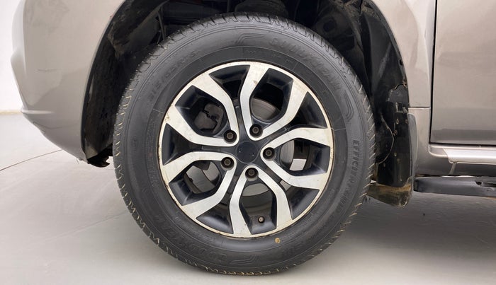2015 Nissan Terrano XL D PLUS, Diesel, Manual, 1,15,925 km, Left Front Wheel