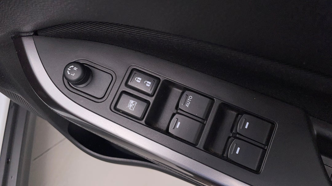 Drivers Side Door Panel Controls