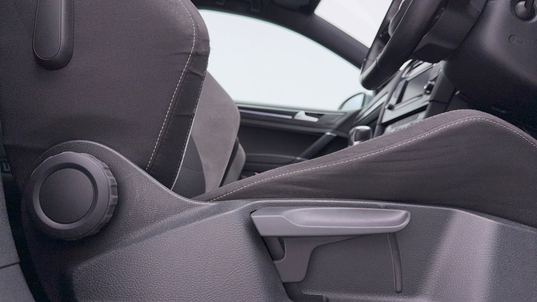 2015 Volkswagen Golf R, Automatic, 140975 km, Drivers Side Adjustment Panel