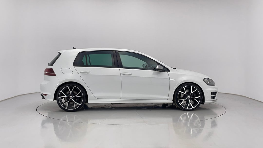 2015 Volkswagen Golf R, Automatic, 140975 km, Right Side View