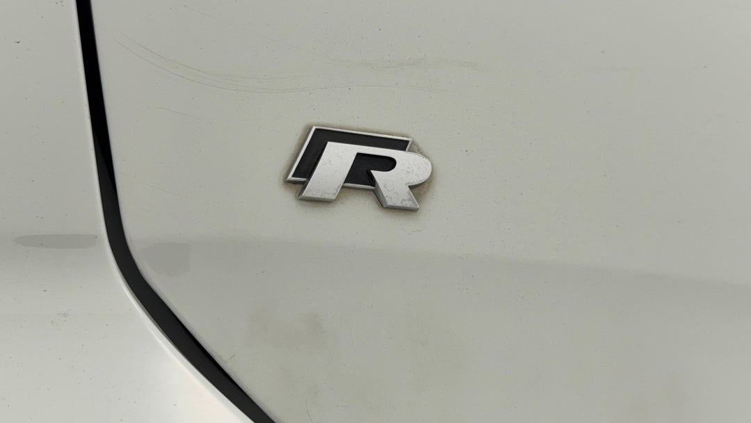 2015 Volkswagen Golf R, Automatic, 140975 km, Badge (Boot Left Side)