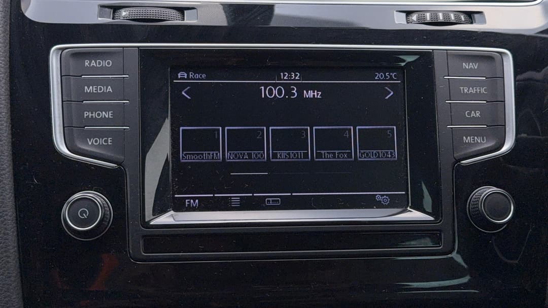 2015 Volkswagen Golf R, Automatic, 144955 km, Infotainment System