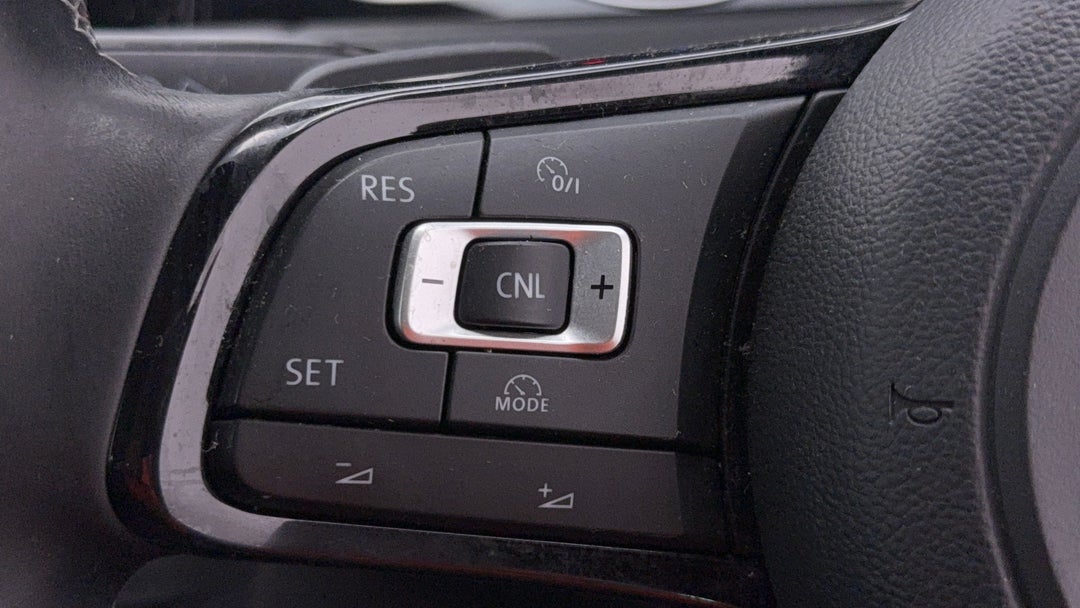 2015 Volkswagen Golf R, Automatic, 140975 km, Cruise Control