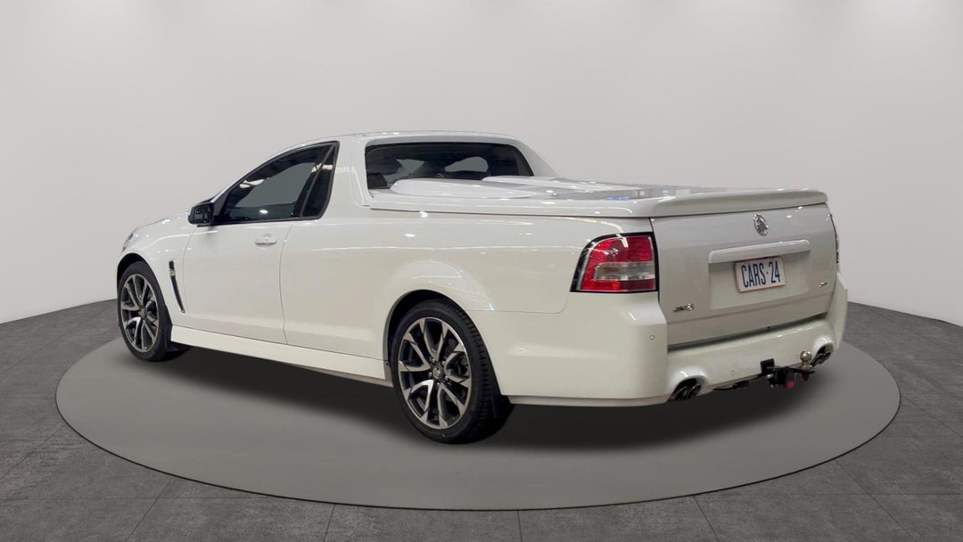 Left Back Diagonal (45- Degree) View