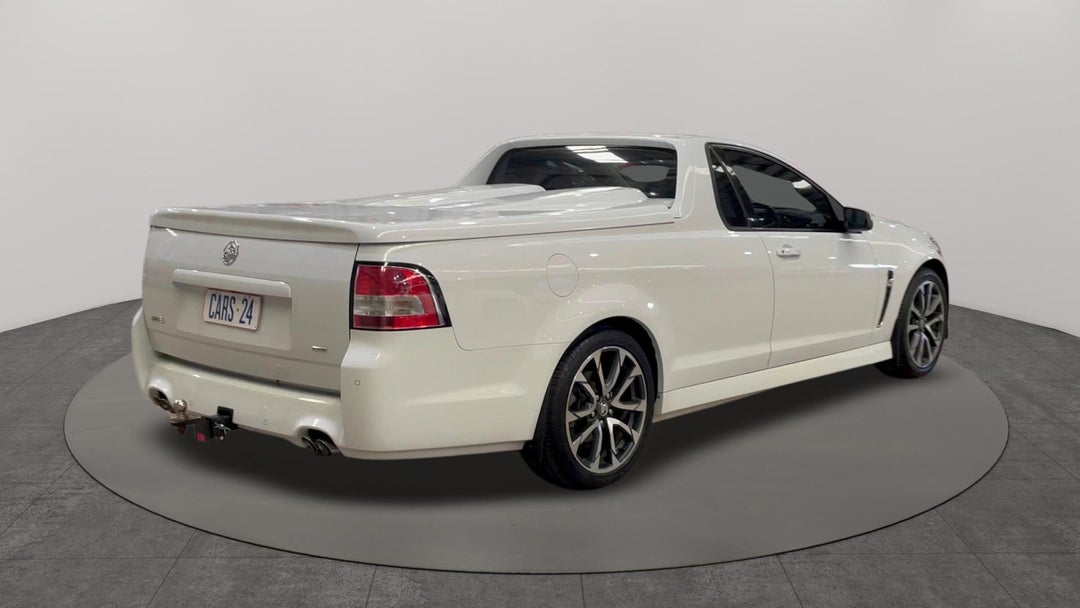 Right Back Diagonal (45- Degree) View