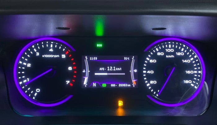 2020 Mahindra MARAZZO M6 8 STR, Diesel, Manual, 26,423 km, Odometer Image