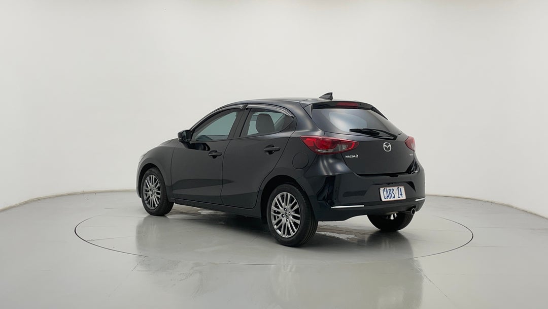 Left Back Diagonal (45- Degree) View