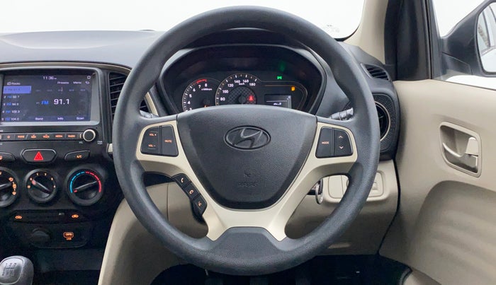 2018 Hyundai NEW SANTRO ASTA 1.1 MT, Petrol, Manual, 7,017 km, Steering Wheel Close Up