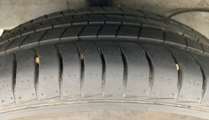 2018 Hyundai NEW SANTRO ASTA 1.1 MT, Petrol, Manual, 7,017 km, Right Rear Tyre Tread
