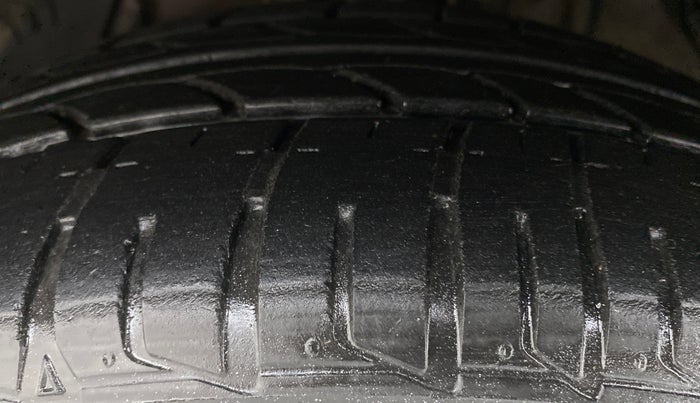 2012 Tata Manza VX QUADRAJET, Diesel, Manual, 29,152 km, Left Front Tyre Tread