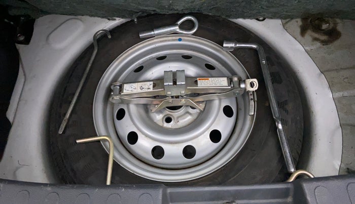 2015 Maruti Ritz LXI, Petrol, Manual, 10,663 km, Spare Tyre