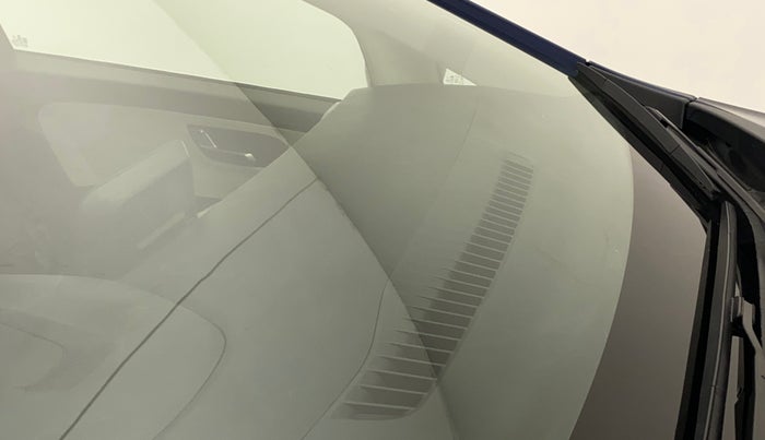 2022 Tata ALTROZ XZA PLUS, Petrol, Automatic, 23,458 km, Front windshield - Minor spot on windshield