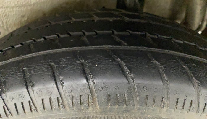 2018 Maruti Celerio VXI CNG, CNG, Manual, 38,117 km, Left Rear Tyre Tread
