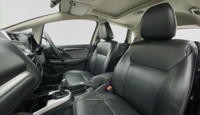 2017 Honda WR-V 1.5 i-DTEC VX MT, Diesel, Manual, 60,865 km, Right Side Front Door Cabin