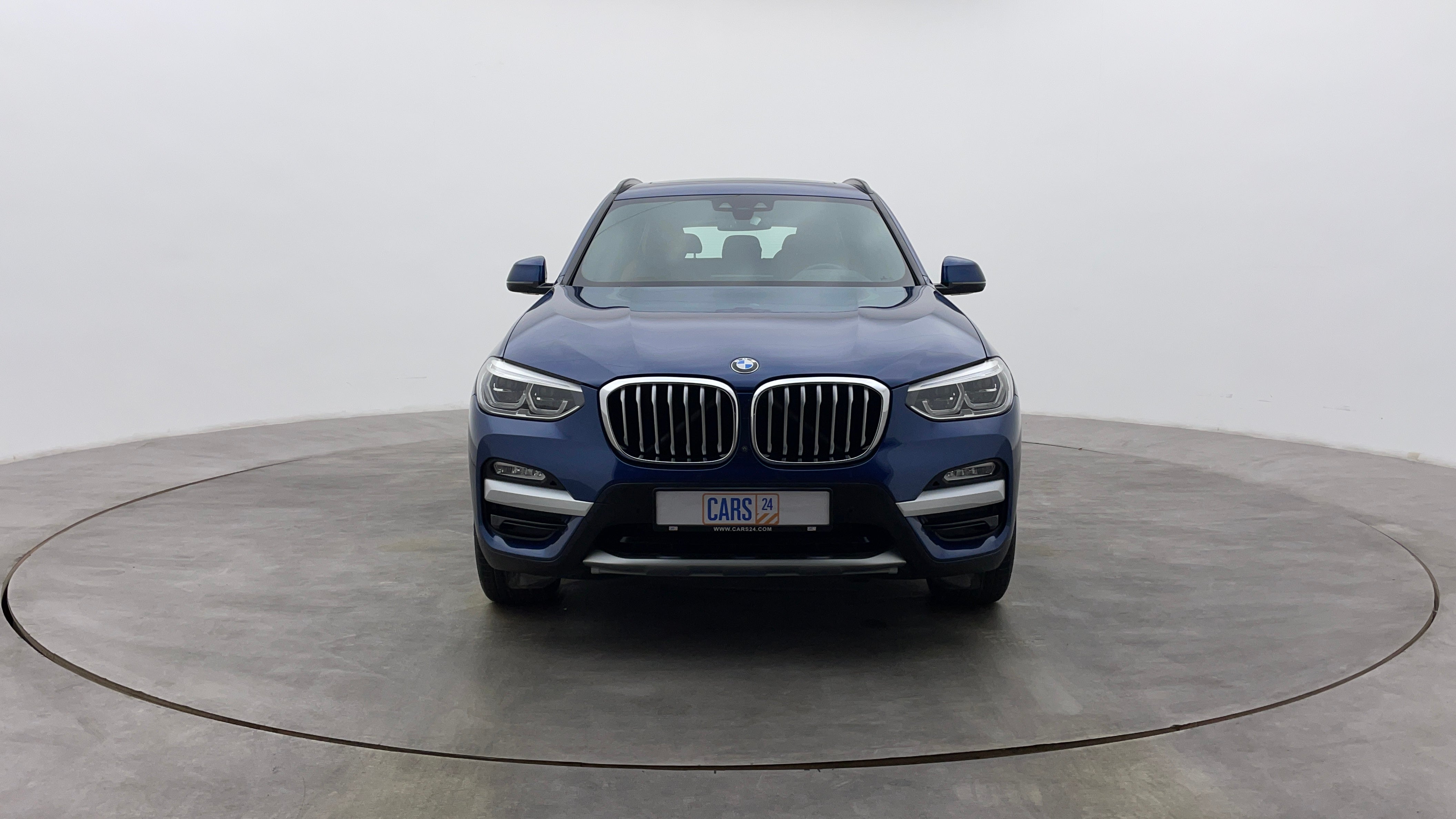 BMW X3-Front View