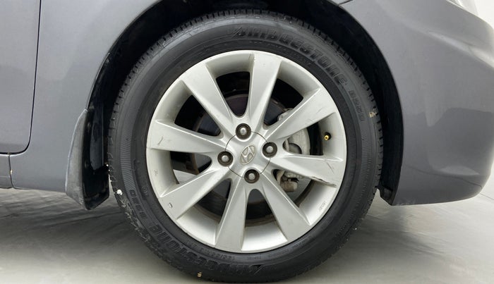 2013 Hyundai Verna FLUIDIC 1.6 CRDI SX OPT, Diesel, Manual, 60,990 km, Right Front Wheel