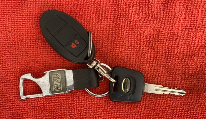 2015 Datsun Go Plus T, Petrol, Manual, 96,121 km, Key Close Up