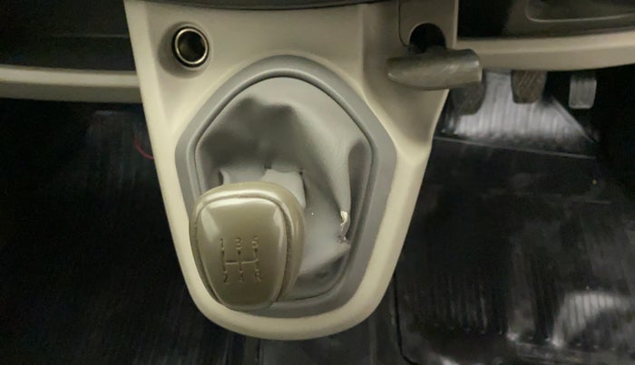 2015 Datsun Go Plus T, Petrol, Manual, 96,121 km, Gear Lever