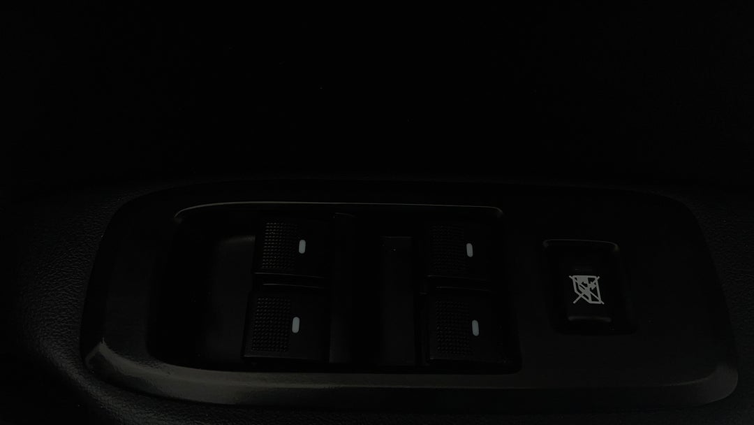 2019 Ford Everest Trend (4wd 7 Seat), Automatic, 143623 km, Drivers Side Door Panel Controls