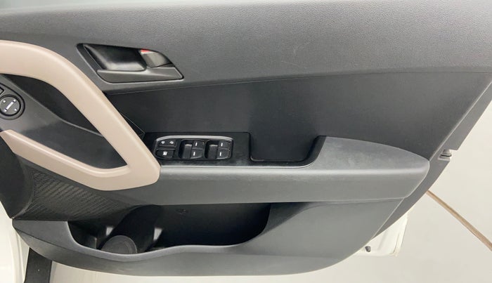 2017 Hyundai Creta 1.6 E + VTVT, Petrol, Manual, 31,119 km, Driver Side Door Panels Controls