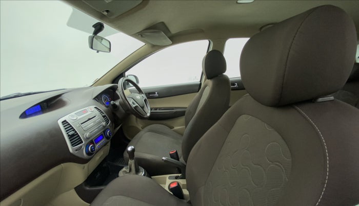2010 Hyundai i20 ASTA 1.2, Petrol, Manual, 39,910 km, Right Side Front Door Cabin