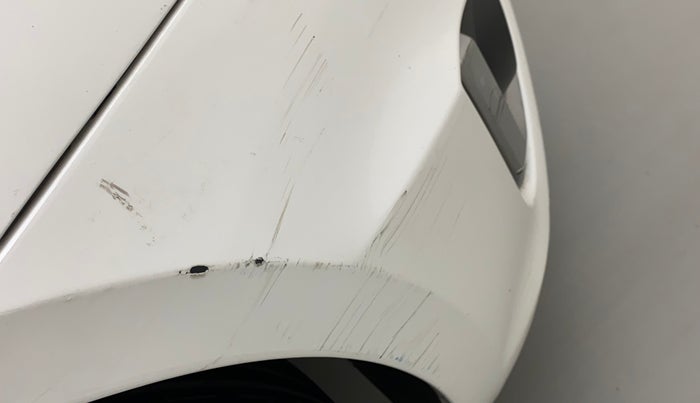 2014 Maruti Swift ZDI, Diesel, Manual, 1,13,644 km, Front bumper - Minor scratches