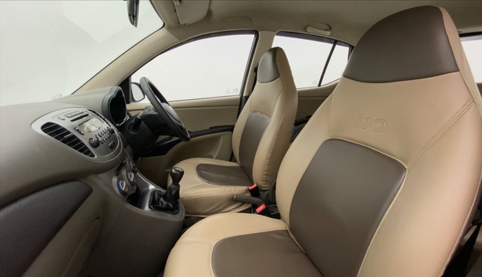 2014 Hyundai i10 SPORTZ 1.1 IRDE2, Petrol, Manual, 49,390 km, Right Side Front Door Cabin View