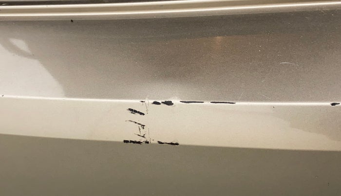 2016 Volkswagen Vento HIGHLINE PETROL AT, Petrol, Automatic, 32,940 km, Rear bumper - Minor scratches