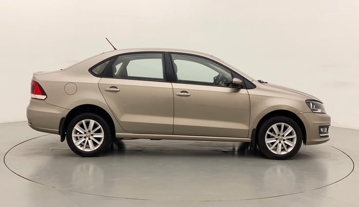 2016 Volkswagen Vento HIGHLINE PETROL AT, Petrol, Automatic, 32,940 km, Right Side View