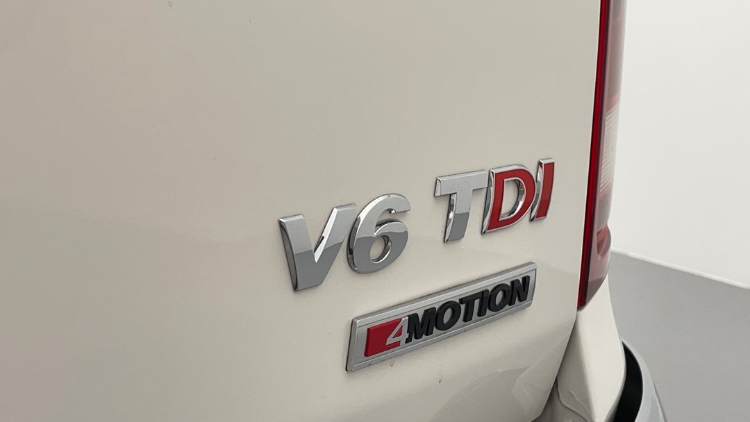 Badge (Boot Right Side)