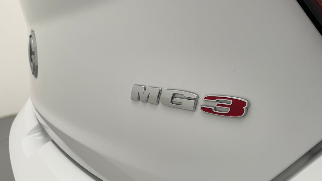 Badge (Boot Right Side)