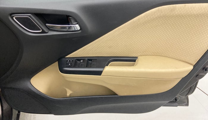 2018 Honda City 1.5L I-VTEC V MT, Petrol, Manual, 63,886 km, Driver Side Door Panels Control