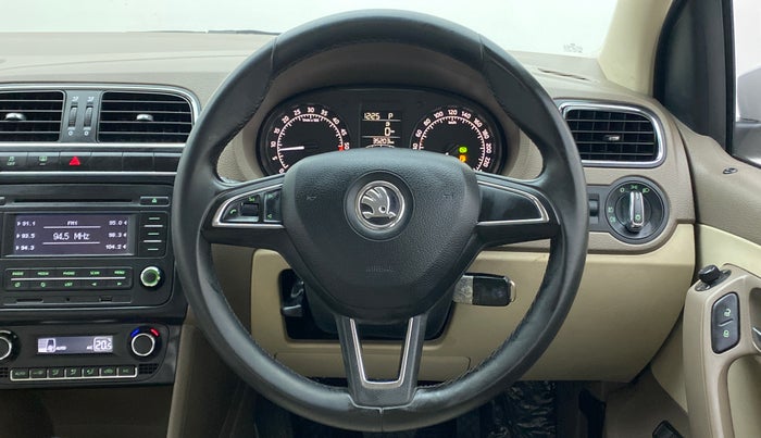 2015 Skoda Rapid 1.5 TDI AT STYLE PLUS, Diesel, Automatic, 35,457 km, Steering Wheel Close Up