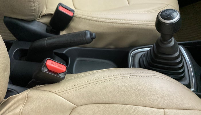 2019 Honda Amaze 1.2L I-VTEC S, Petrol, Manual, 55,897 km, Gear Lever