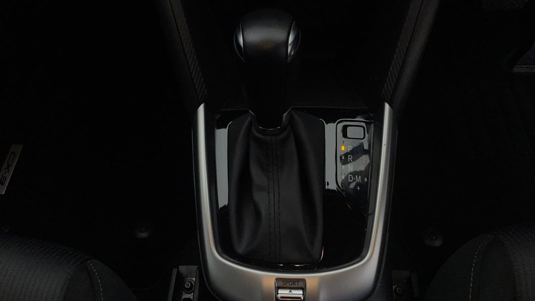 2017 Mazda CX-3 Maxx (FWD), Automatic, 68914 km, Gear Lever 