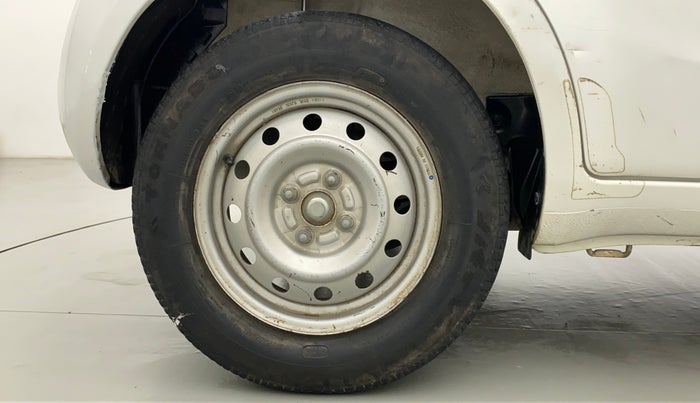 2011 Maruti Ritz VXI, Petrol, Manual, 39,644 km, Right Rear Wheel