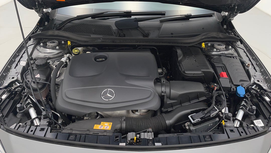 Open Bonnet (Engine)