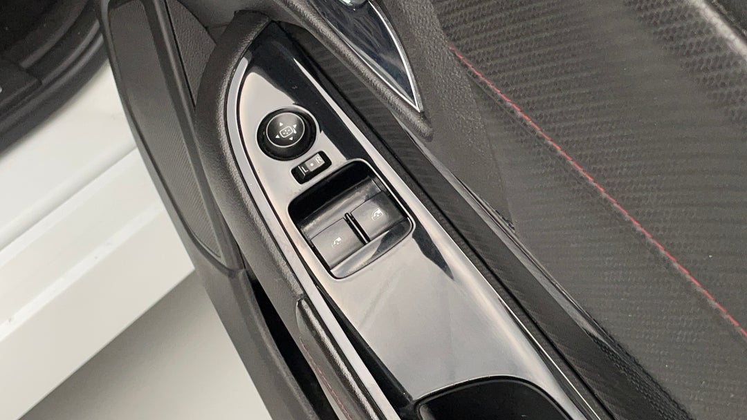 2015 Holden Ute Sv6 Storm, Automatic, 125021 km, Drivers Side Door Panel Controls