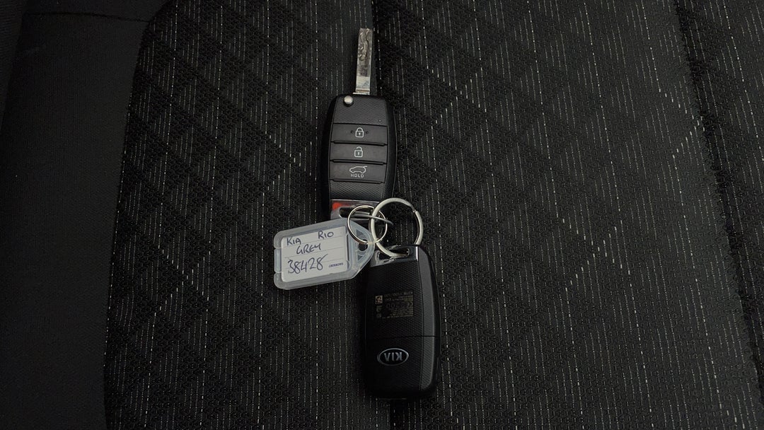 2018 Kia Rio S, Automatic, 70906 km, Key Close-up