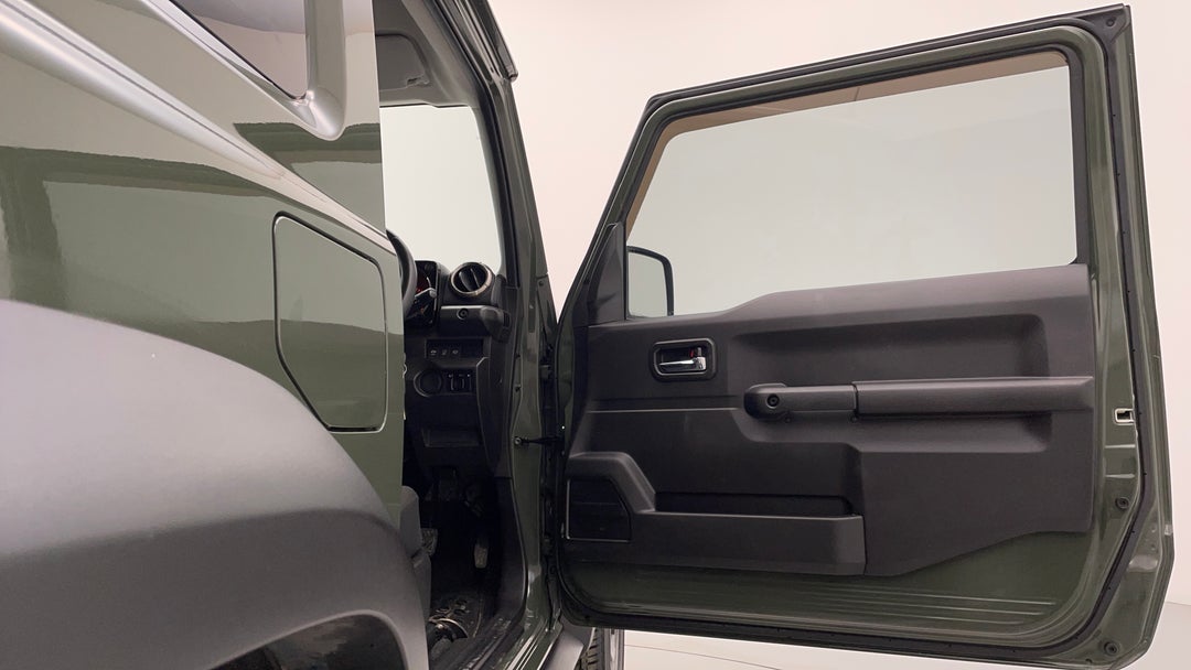 2019 Suzuki Jimny Glx (qld), Manual, 68080 km, Speaker View