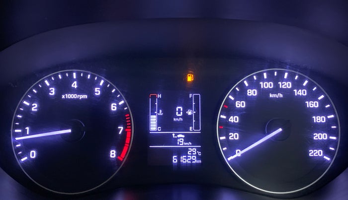 2016 Hyundai Elite i20 SPORTZ 1.2, Petrol, Manual, 61,653 km, Odometer Image