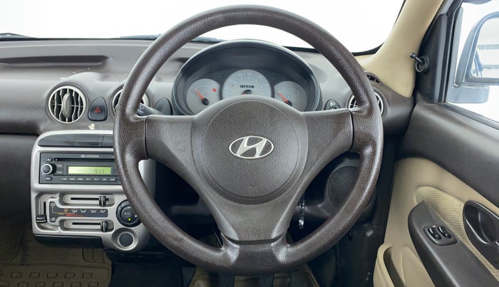 2013 Hyundai Santro Xing GLS, Petrol, Manual, 26,106 km, Steering Wheel Close Up