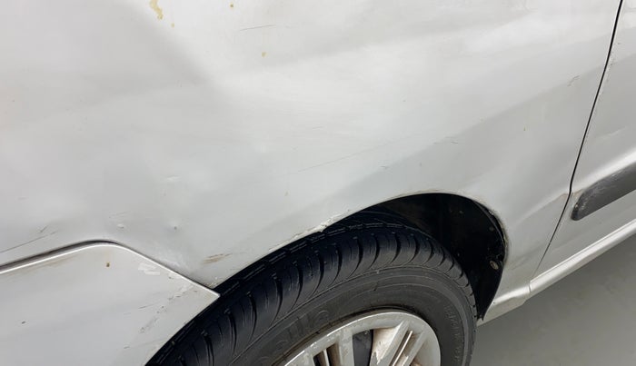 2013 Hyundai Santro Xing GLS, Petrol, Manual, 26,106 km, Left fender - Slightly dented