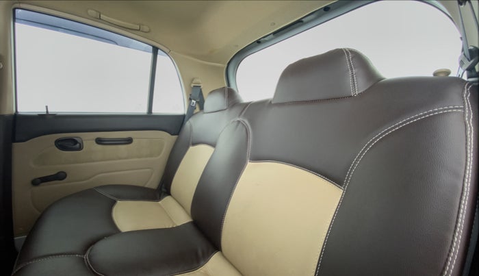 2013 Hyundai Santro Xing GLS, Petrol, Manual, 26,106 km, Right Side Rear Door Cabin