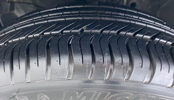 2014 Honda City V MT PETROL, Petrol, Manual, 52,373 km, Left Front Tyre Tread