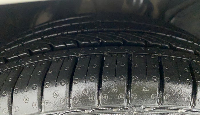 2021 Tata ALTROZ XZ DIESEL, Diesel, Manual, 37,762 km, Right Front Tyre Tread