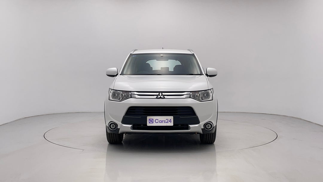 2014 Mitsubishi Outlander Es (4x4), Automatic, 114902 km, Front View