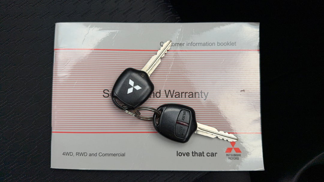 2014 Mitsubishi Outlander Es (4x4), Automatic, 114902 km, Key Close-up